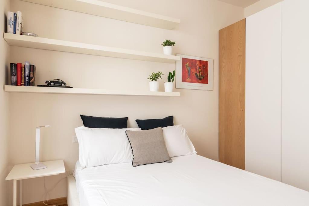 Studio Apartment Brera Milano Esterno foto
