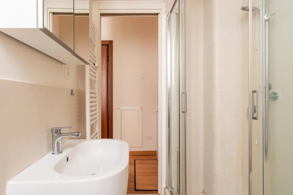 Studio Apartment Brera Milano Esterno foto