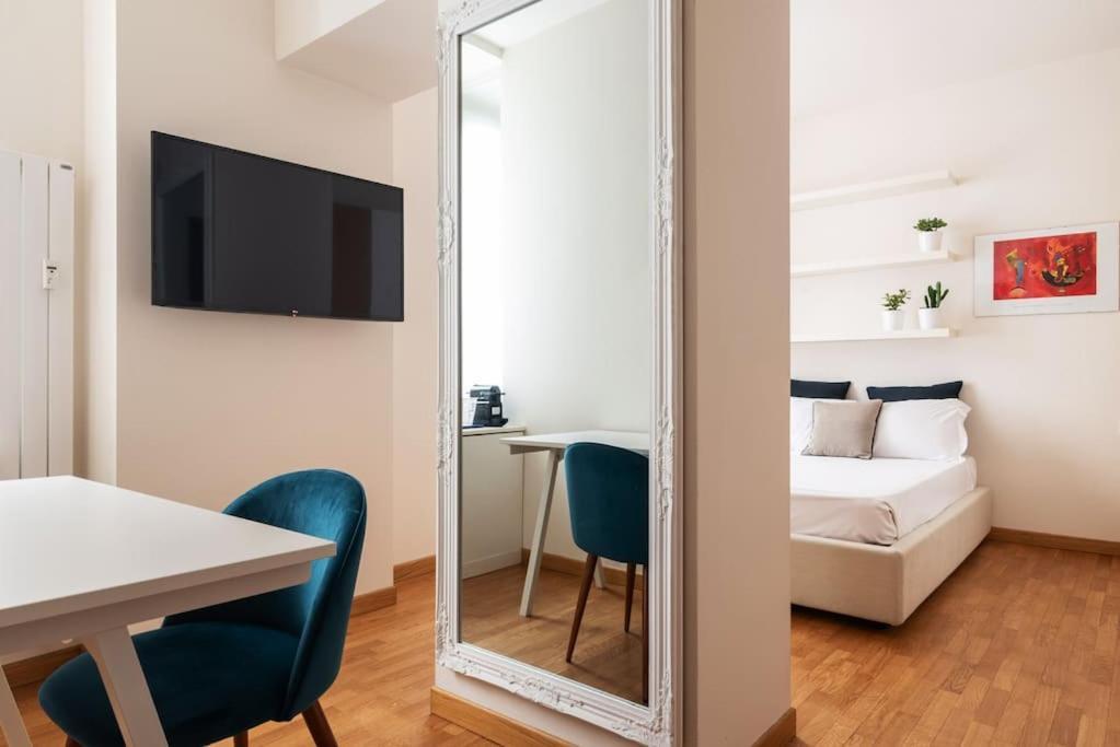Studio Apartment Brera Milano Esterno foto